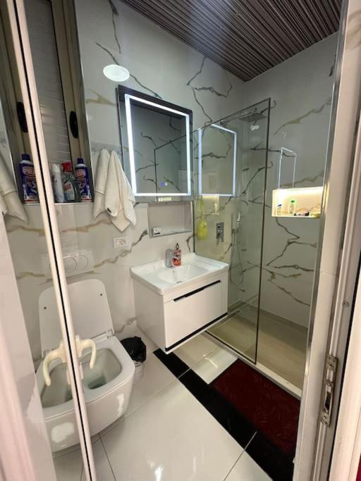 Studio Near Tirana Airport 2- Self Check-In Free Parking Apartment Valias Bagian luar foto